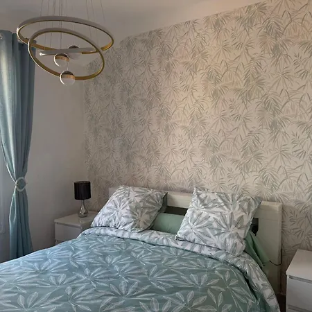 One Bedroom Cozy In Suquet - 칸느