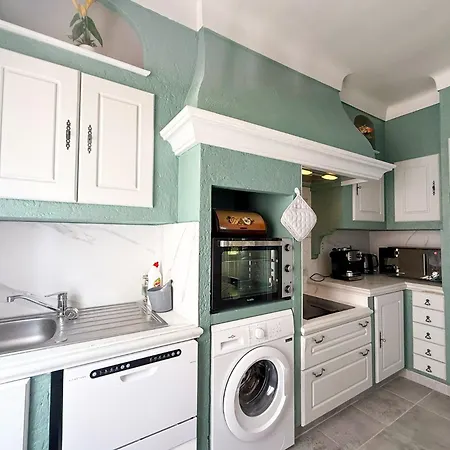 아파트 One Bedroom Cozy In Suquet - *