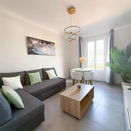 One Bedroom Cozy In Suquet - *